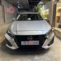 نيسان ألتيما